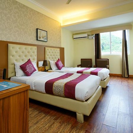 Oyo 1684 Hotel Malabar Inn Kozhikode Luaran gambar